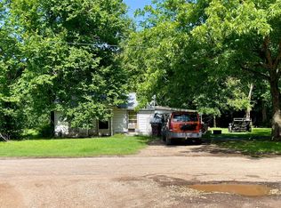 300 Smith St, Como, TX 75431