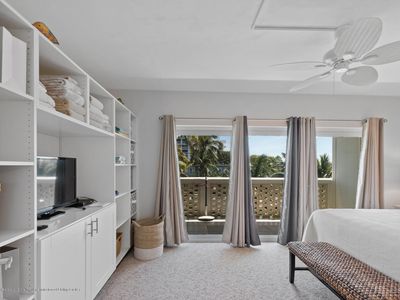 2545 S Ocean 406, Palm Beach, FL, 33480