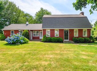 4 Ridge Road, Newtown, CT 06470