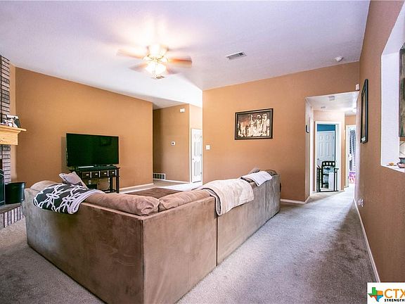 4th image of 4504 Water Oak Dr