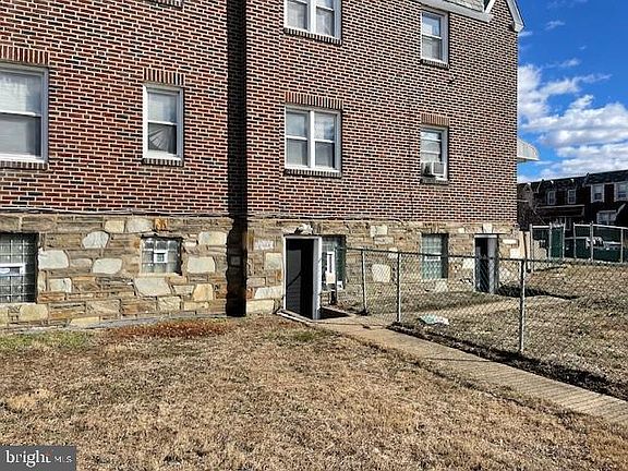 4th image of 6108 Tackawanna St