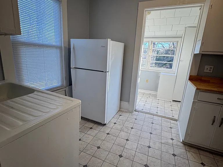 101 Highland Dr — Photo 10