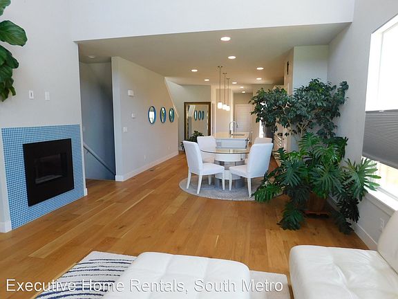5th image of 5842 N Alton St