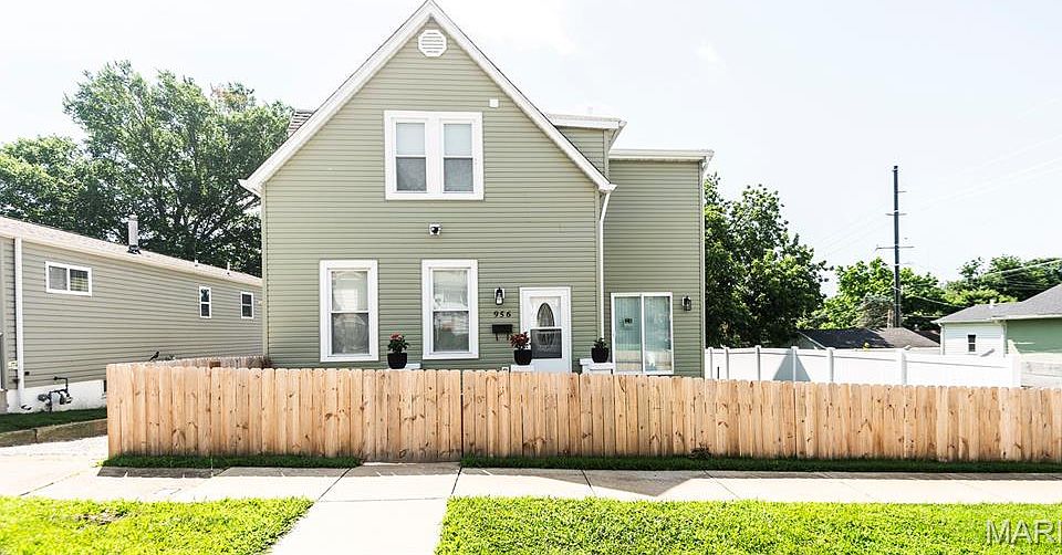 1st image of 956 Erskine Ave