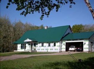 4777 Hill Rd, Harbor Springs, MI 49740