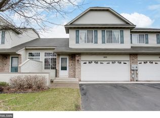 9812 Hamlet Ln S, Cottage Grove, MN 55016