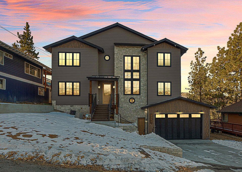 1st image of 43595 Ridge Crest Dr