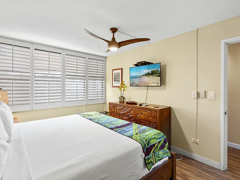 S Kihei Rd — Photo 23