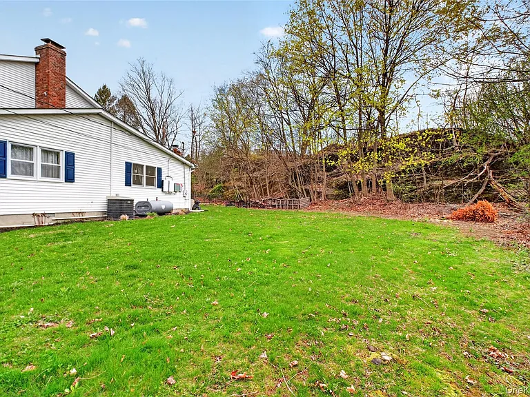 22 Blossom Hill Dr — Photo 42