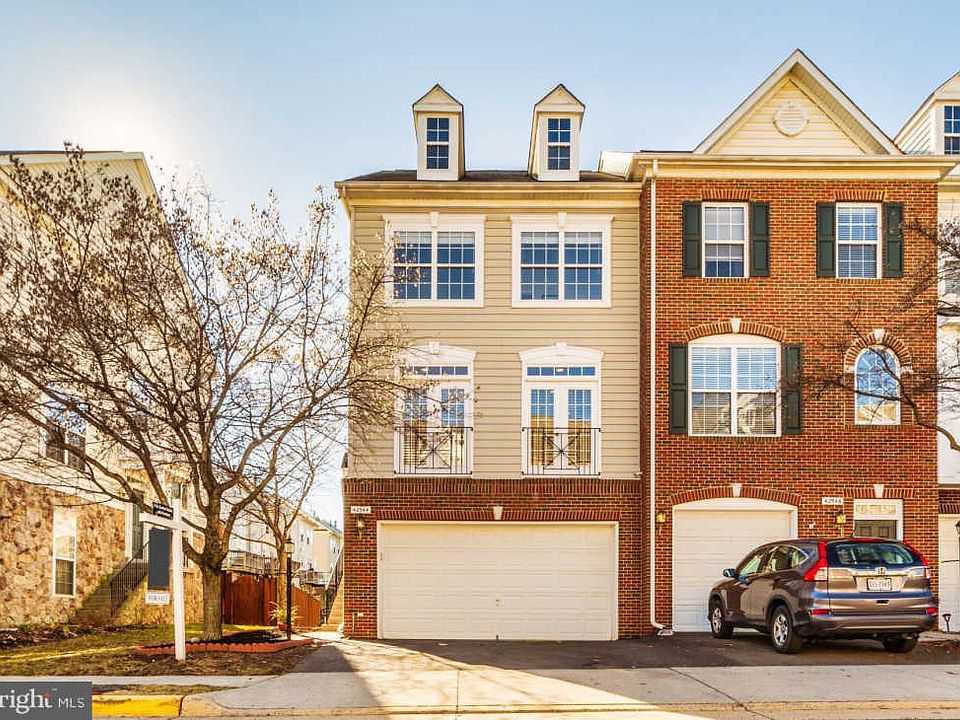1st image of 42544 Magellan Sq