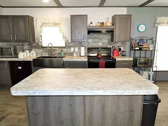 5th image of 1407 Oatman St