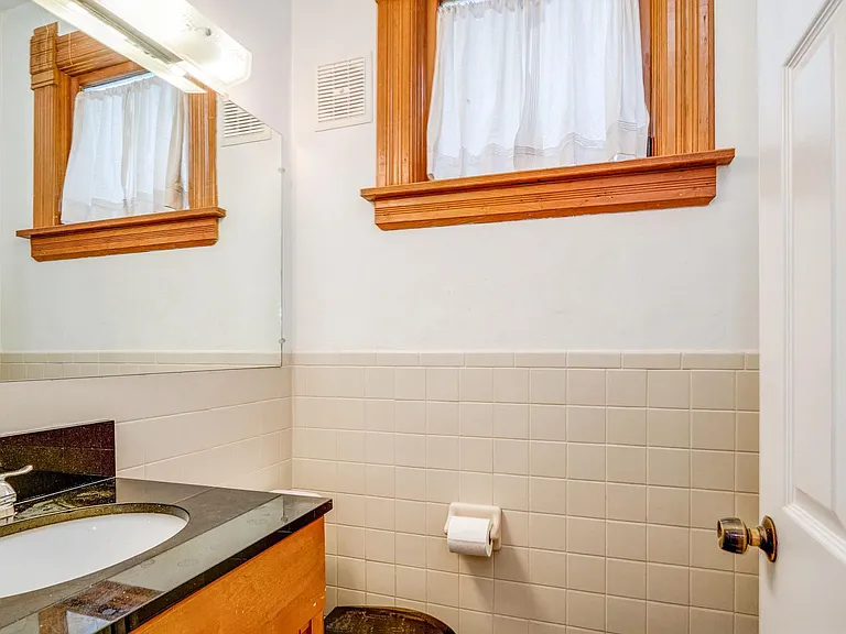 1016 Garnett Pl — Photo 21