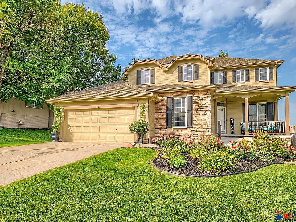 1st image of 550 S 188th Avenue Cir
