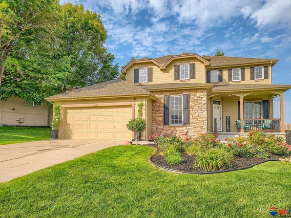 550 S 188th Avenue Cir, Elkhorn, NE 68022