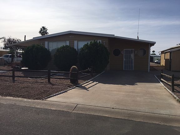 2nd image of 871 S Evangeline Ave