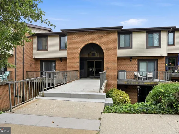 4860 W Brigantine Ct, Wilmington, DE 19808