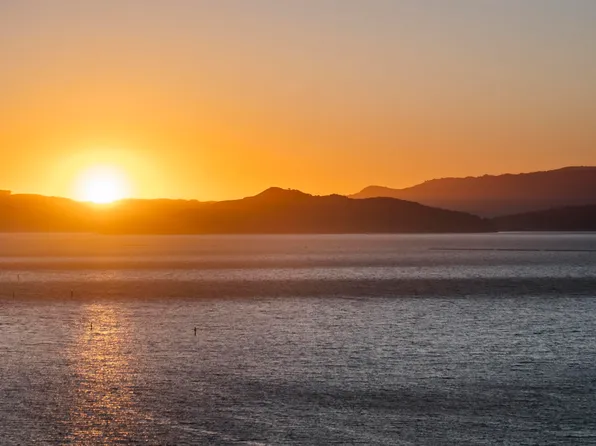 6363 Christie Ave APT 1802, Emeryville, CA 94608