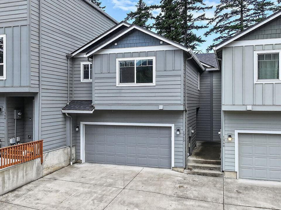1st image of 1262 SE Windsong Dr