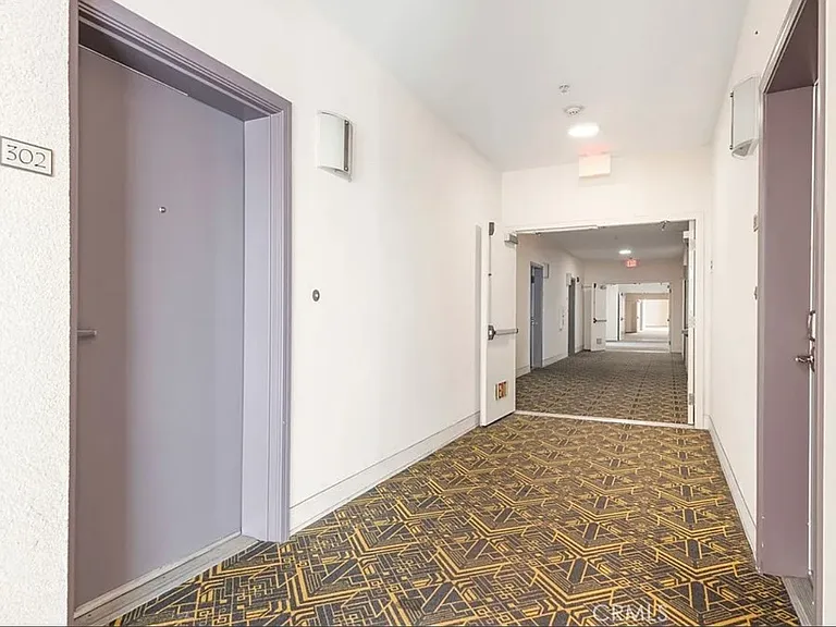 360 W Avenue 26 — Photo 19