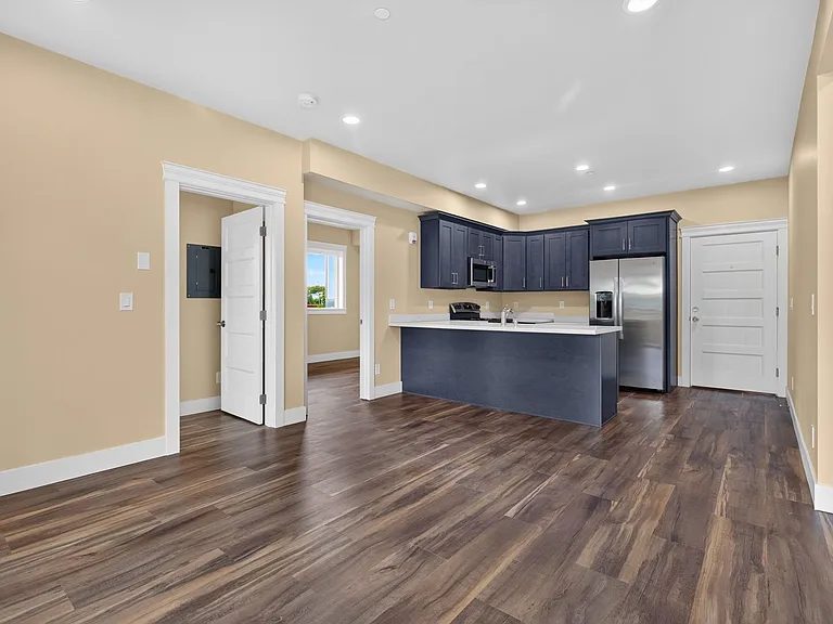 Rare New Construction 3- & 4-Bedroom Homes. Modern living. Spacious floor plans. An unbeatable lo... — Photo 30
