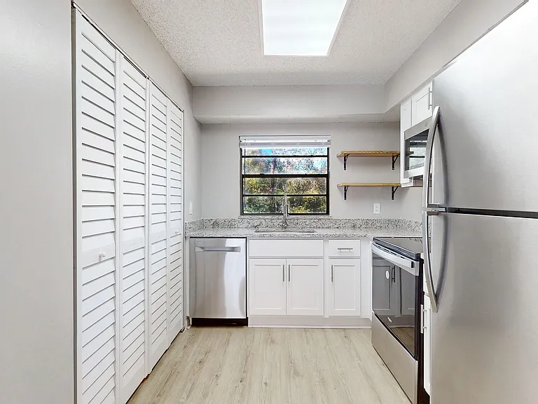 2111 Firestone Rd #3 — Photo 7