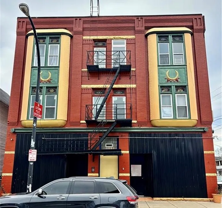 236 Massachusetts Ave #3