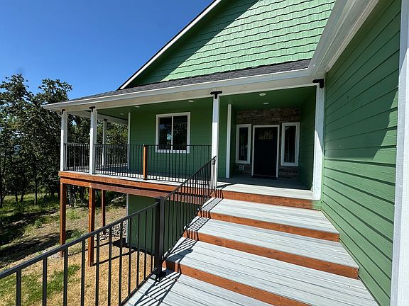 3rd image of 125 Sylvan Vista Ct