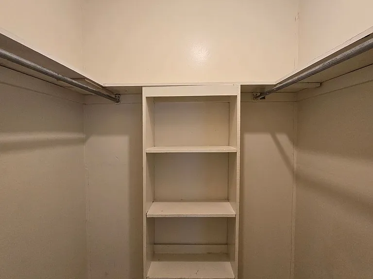 8556 Leake Ave #A-D — Photo 16