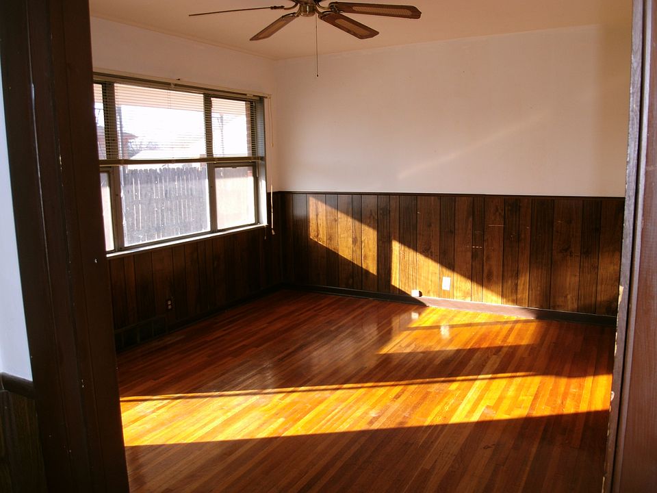 2nd image of 1613 S Roosevelt Ave