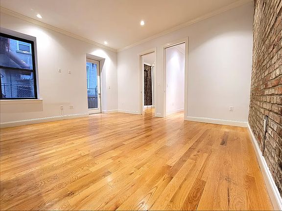 2nd image of 1413 York Ave APT 1