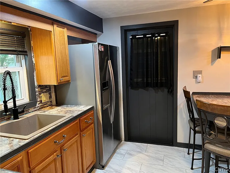 113 Brookline Rd — Photo 3