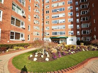 11045 Queens Blvd APT 719, Flushing, NY 11375