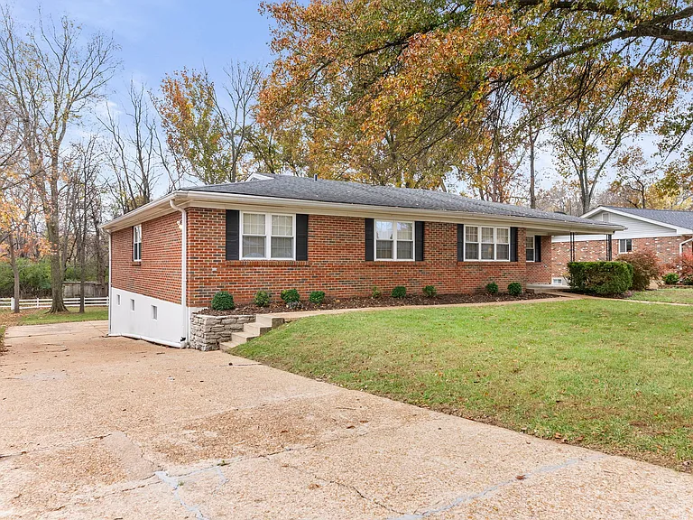 1000 Providence Rd — Photo 48