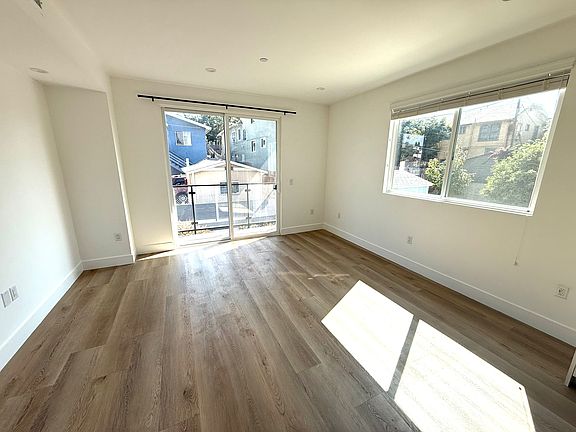 4th image of 2140 1/2 Marathon St