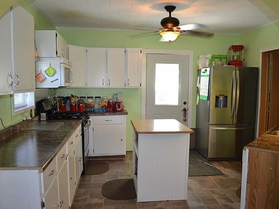 4th image of 608 N Frederick Ave