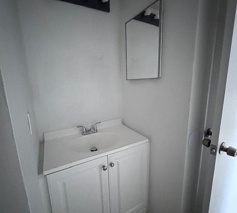 2nd image of 4546 Lighthouse Cir #14