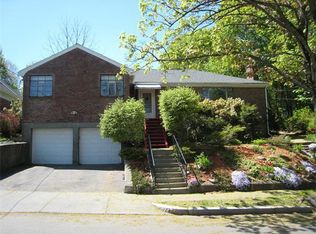 106 Jordan Rd, Brookline, MA 02446