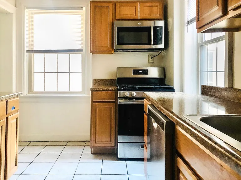 1350 Neil Ave — Photo 30