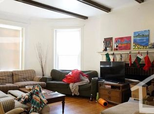 160 Thorndike St #11704997, Brookline, MA 02446