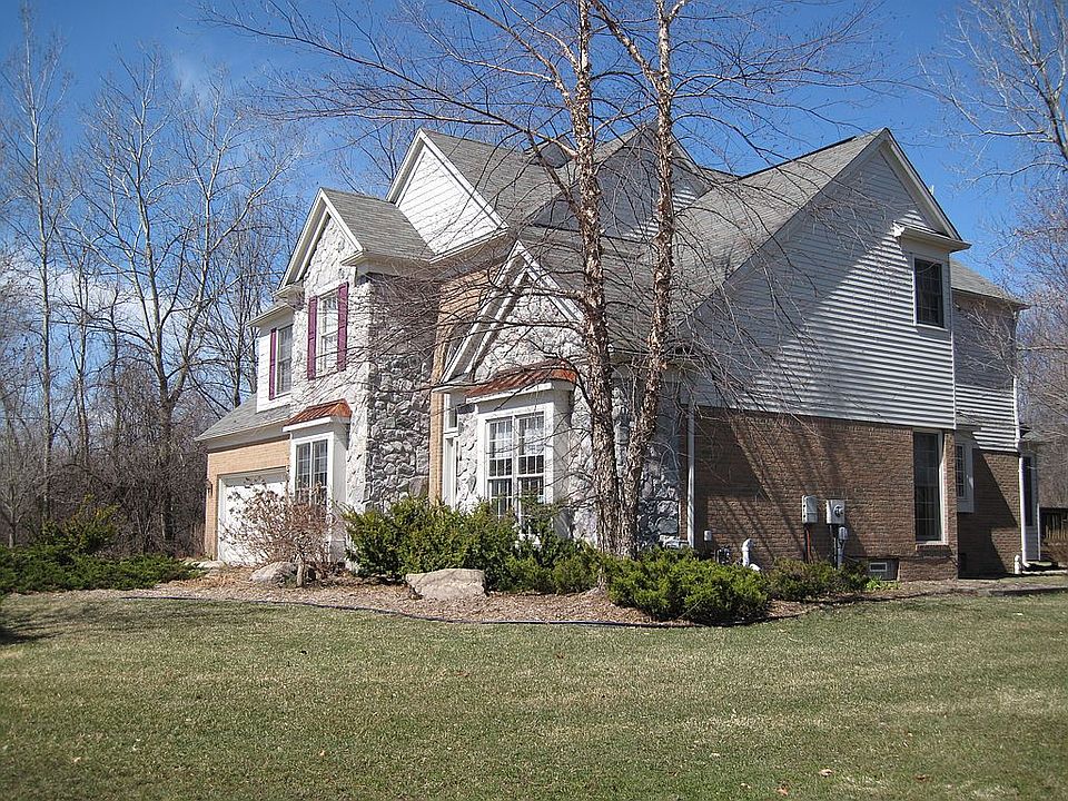 2nd image of 1706 Mountain Ash Dr