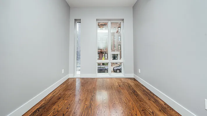 Rented by Nooklyn NYC LLC | media 9