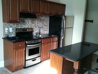2nd image of 414 Olmsted St