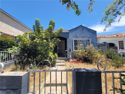 1532 Carmona Ave, Los Angeles, CA, 90019