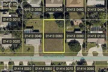 2nd image of 2113 SE 14th Terrace Cpe