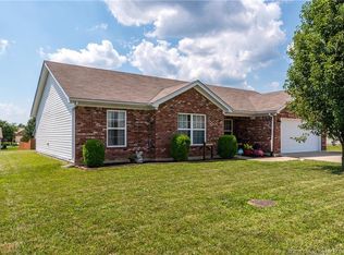 12111 New Perry Ln, Sellersburg, IN 47172
