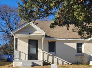 1902 Myrtle St, Greenville, NC 27834