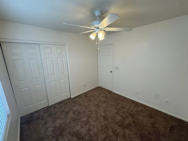 1225 W Darrel Rd — Photo 22