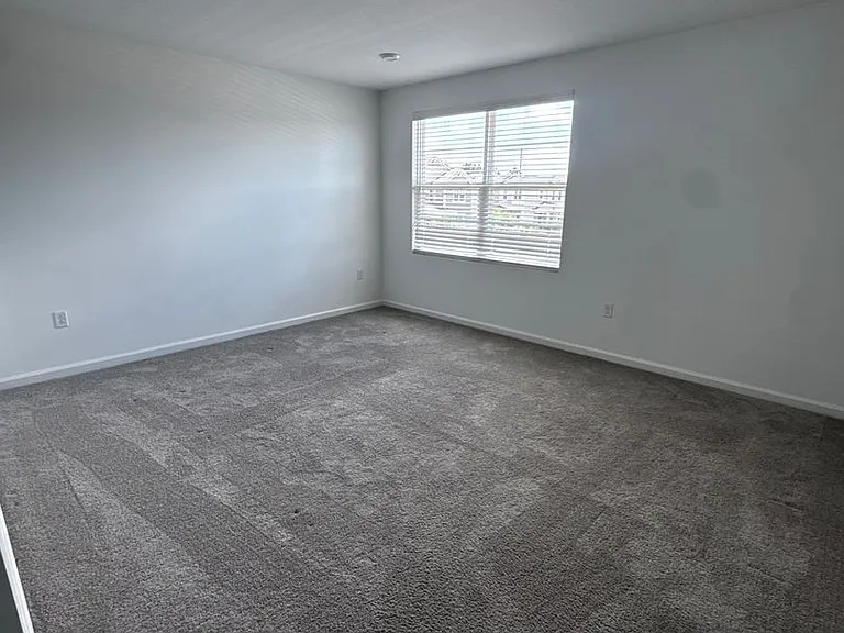 11777 Globe St — Photo 20