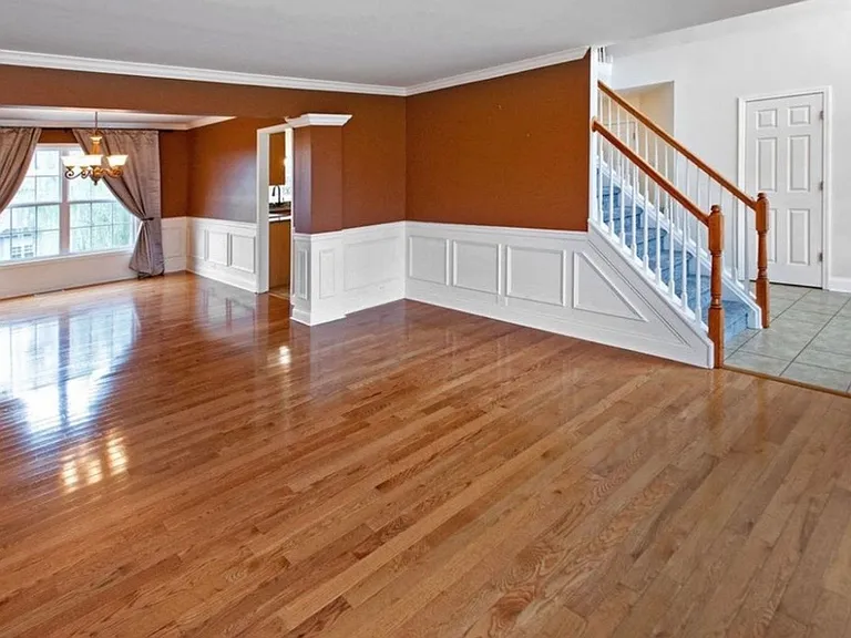 6909 Gates Ln — Photo 4