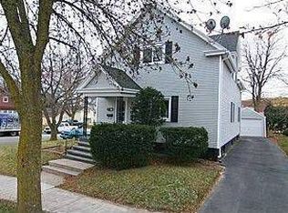 2005 Clark St, Manitowoc, WI 54220